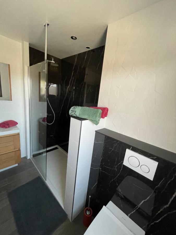 Au Charme Des Marees Apartamento Lion-sur-Mer Exterior foto